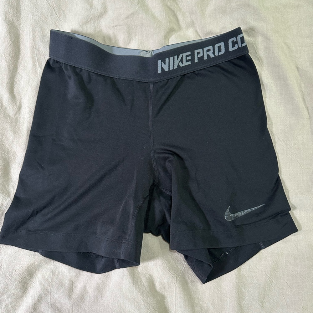 Nike Black pros